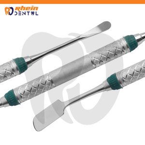 The Prichard Elevator Double Ended is a stainless steel dental elevator instrument, perfect for atraumatic tooth extraction, bone expansion, and periodontal surgery.